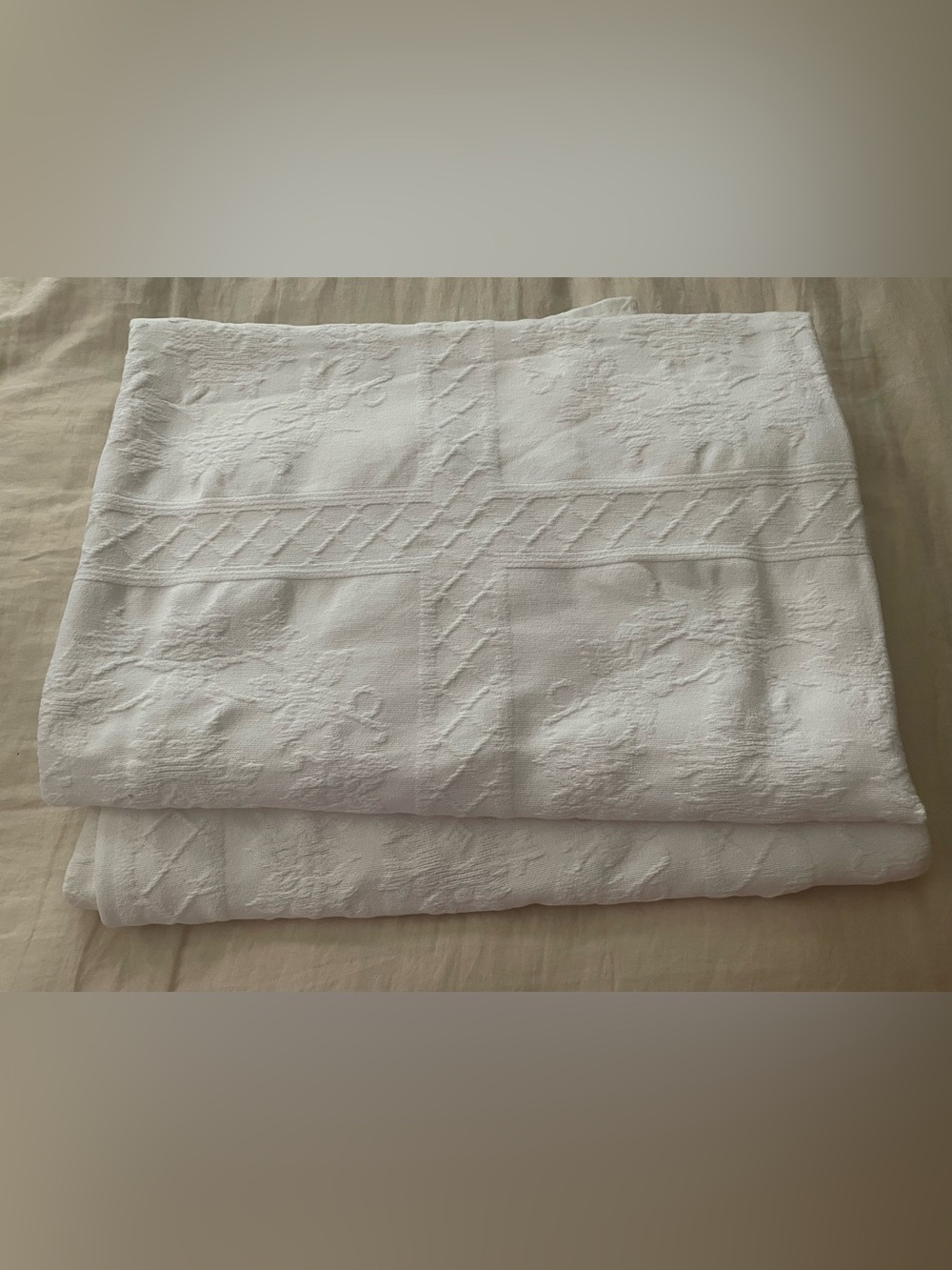 Pair (2) Vintage Crown Crafts Antoinette Matelasse TwinXL Coverlets- Flat Border